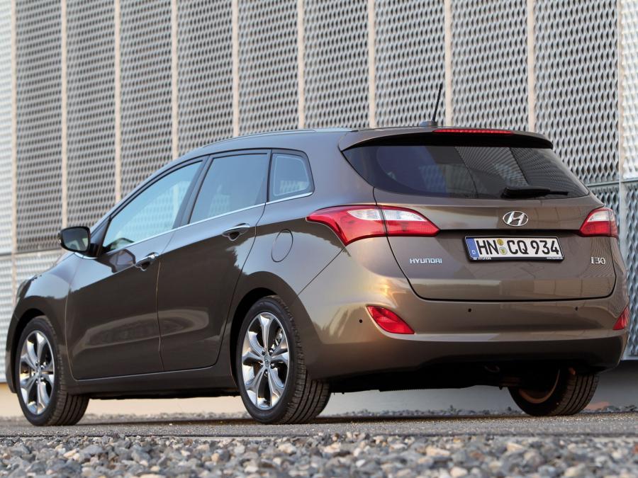  Hyundai i30 Wagon 2012 года  (фото 16 из 19)